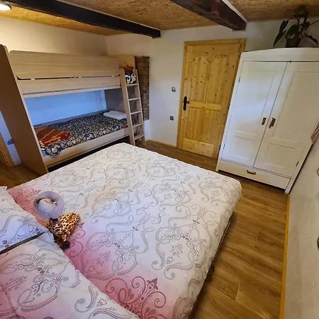 Pajek & Pajcevina On The Hayrack Dobje pri Lesicnem