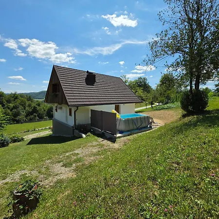 Pajek & Pajcevina On The Hayrack Chalet Dobje pri Lesicnem